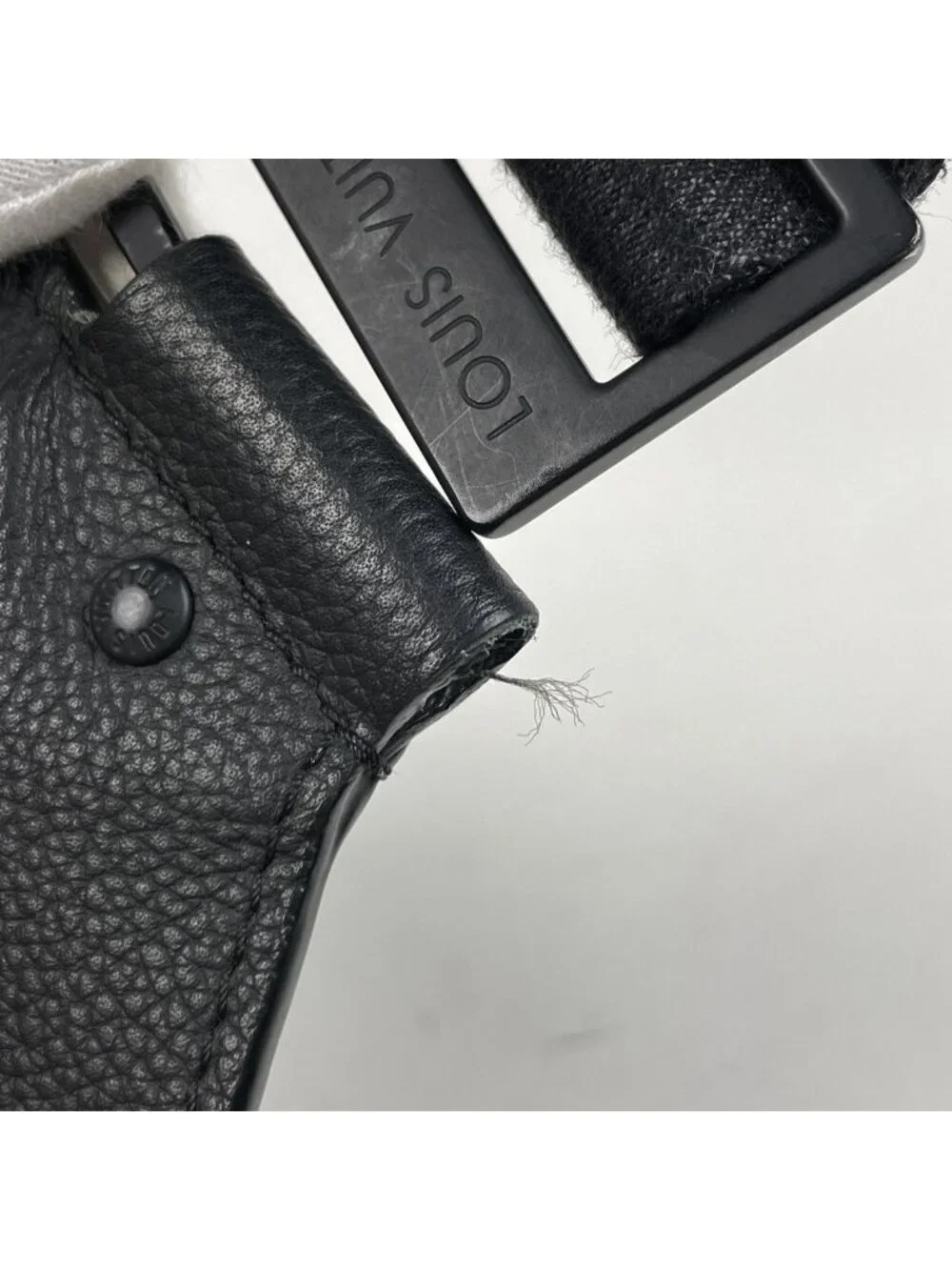 Louis Vuitton Takeoff Sling LV Aerogram Shoulder Bag Leather Noir